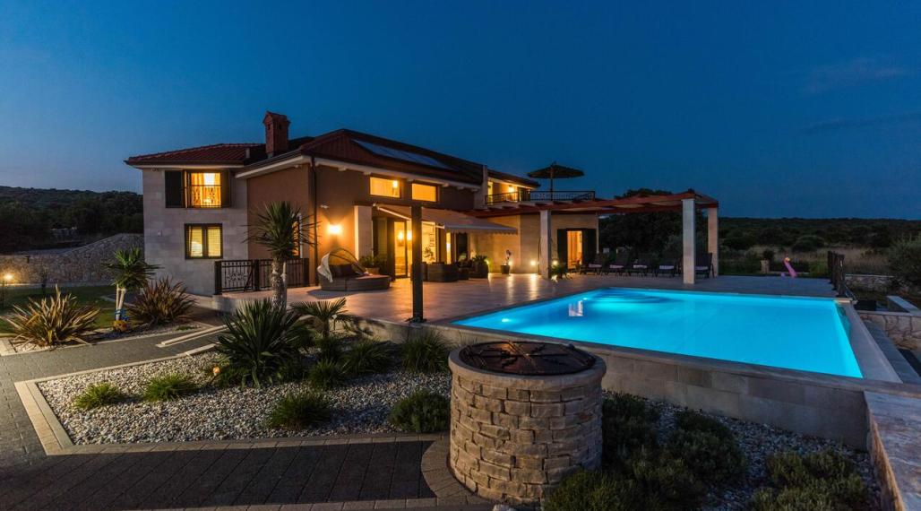 Luxusná vila priamo na pobreží Jadranského mora